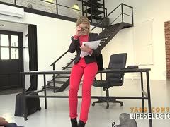 Sexy Weiber und elegante Damen beim POV Sex